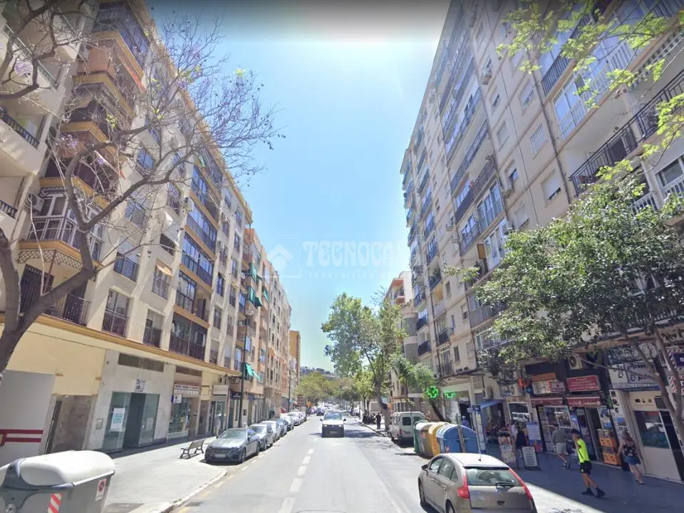 Box/plaza de garaje en venta en El Palo en Málaga