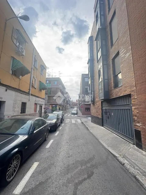 Piso en venta en Carabanchel en San Isidro en Madrid