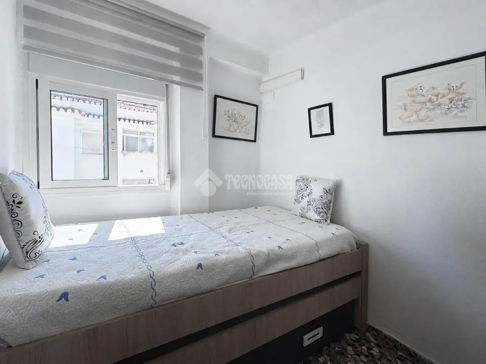 Piso en venta en Calle periodista eduardo leon en Torremolinos