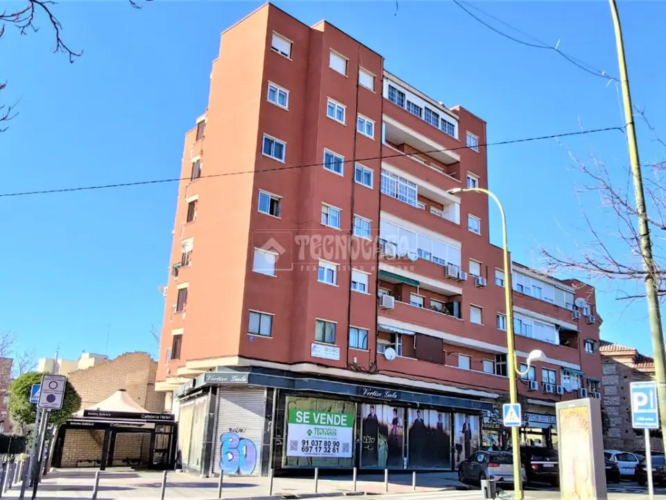 Local comercial en venta en Centro - Hospital en Móstoles