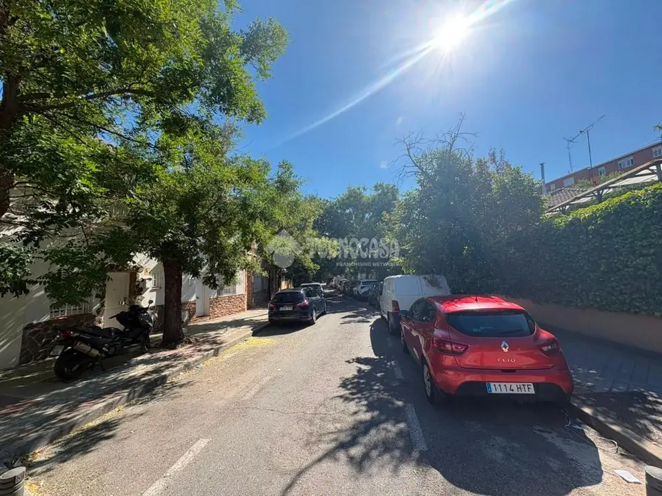 Casa en venta en San Blas en Simancas en Madrid