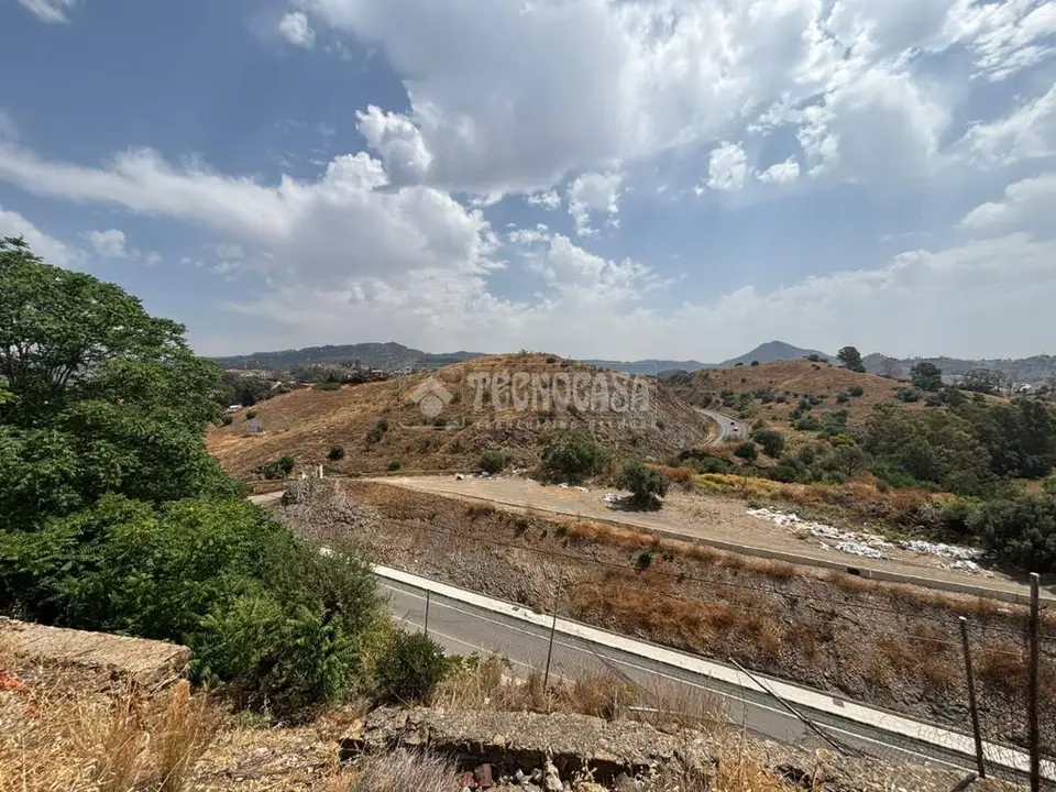 Terrenos en venta en Ciudad Jardín en Cortijo Bazán - Los Casinis en Málaga