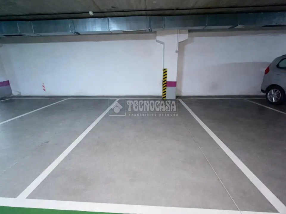 Box/plaza de garaje en venta en C. Florencia en Torrejón De Ardoz