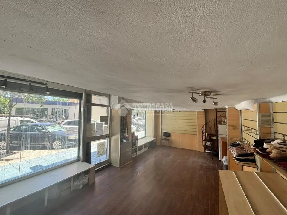 Local comercial en venta en Vélez-Málaga