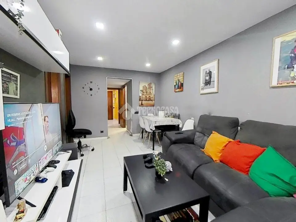 Piso en venta en Horta Guinardó en El Carmel en Barcelona