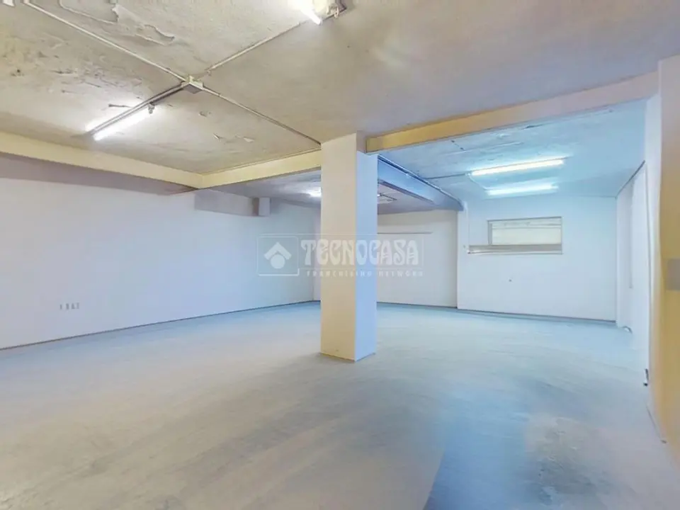Local comercial en venta en Barberà Del Vallès