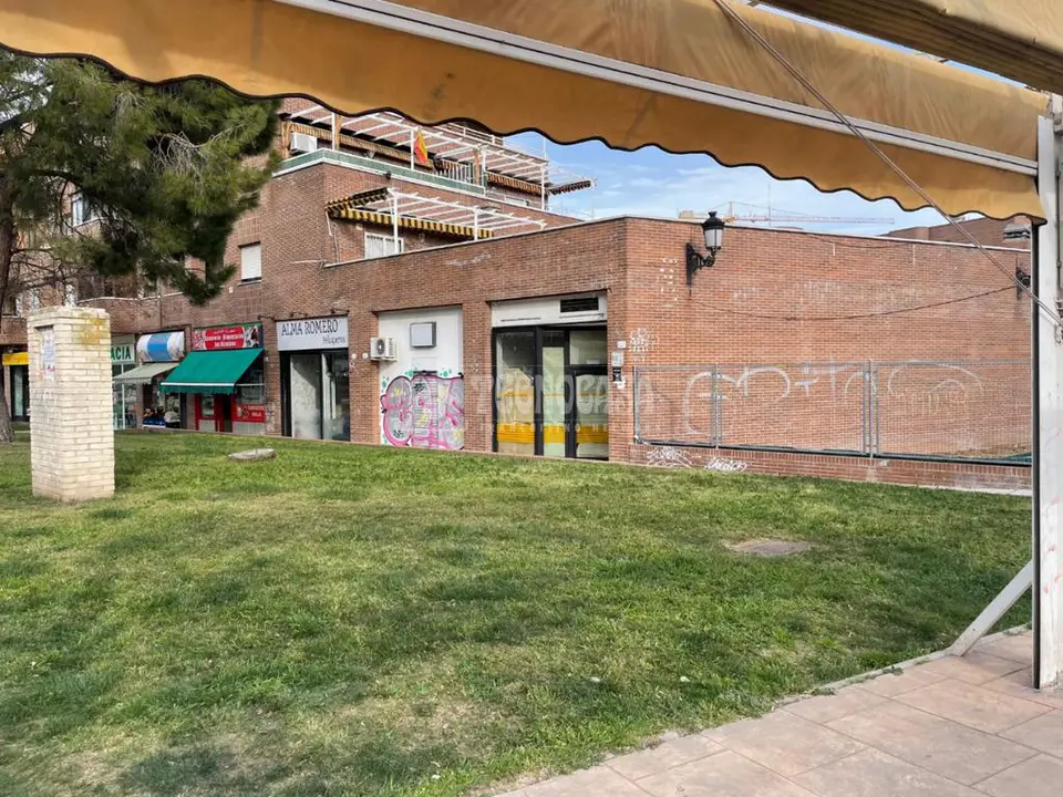 Local comercial en alquiler en Humanes De Madrid
