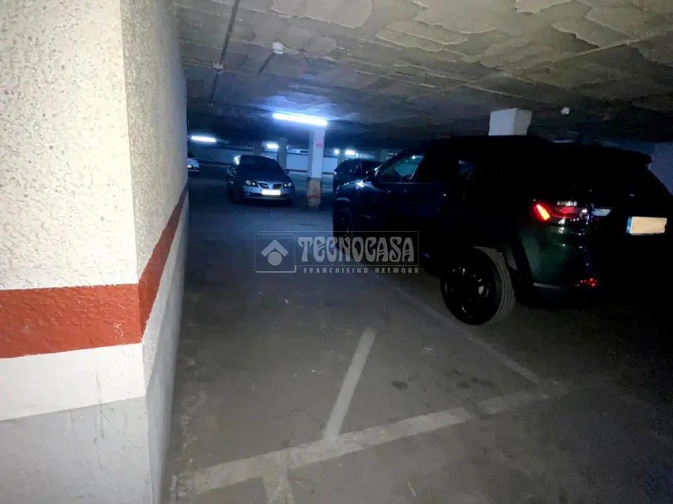 Box/plaza de garaje en venta en Sant Boi De Llobregat