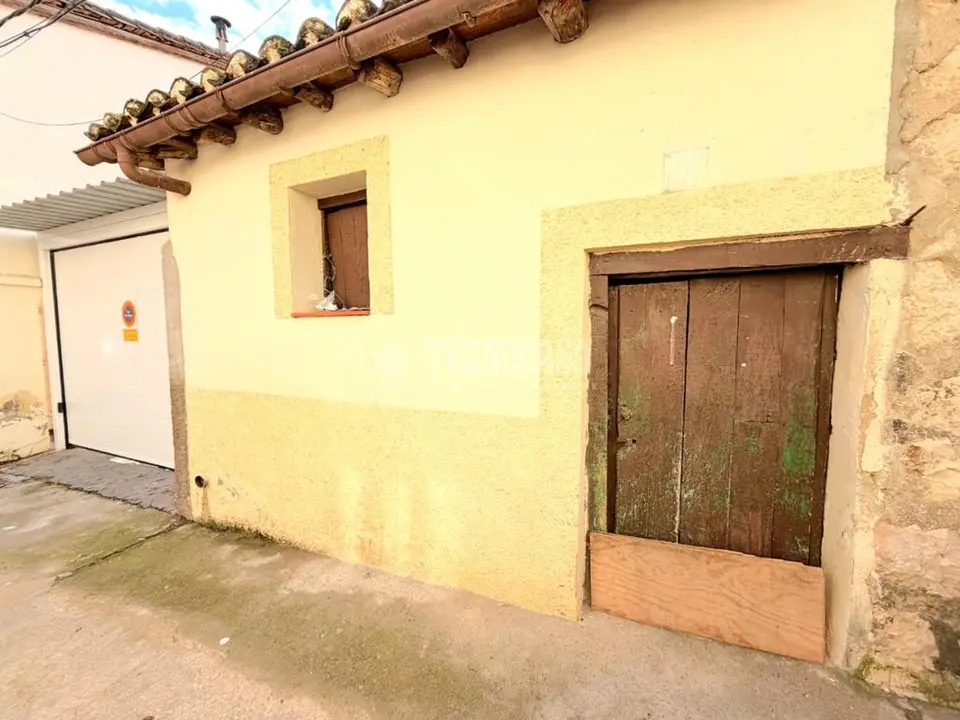 Local comercial en venta en Torrelaguna