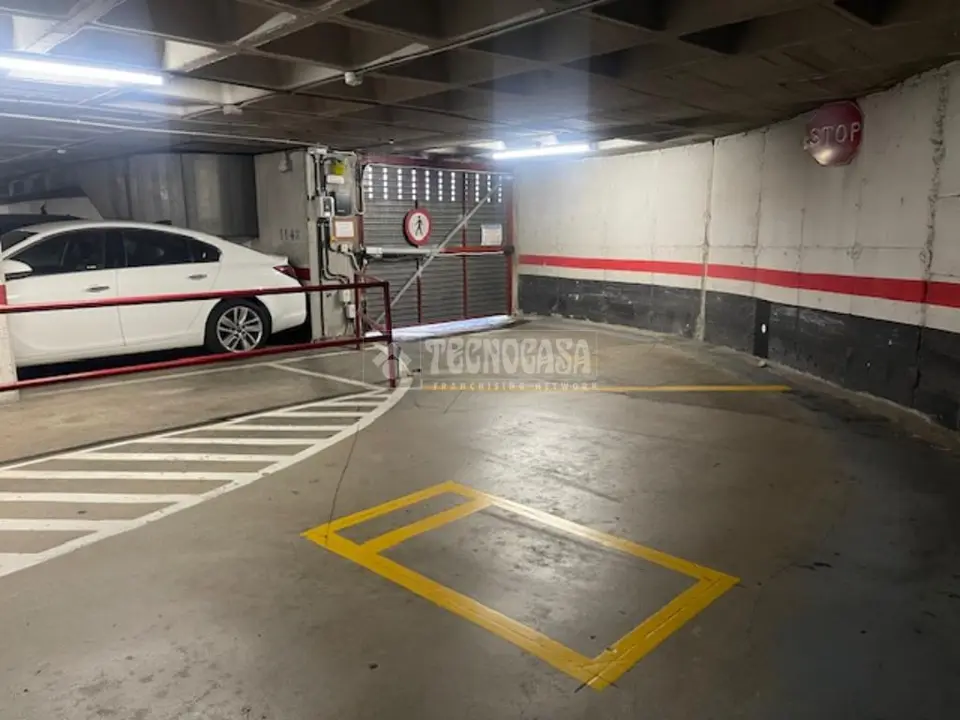 Box/plaza de garaje en venta en Sant Adrià De Besòs
