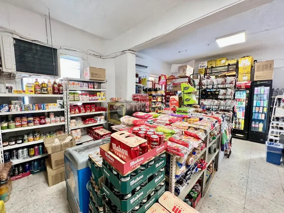 Local comercial en venta en Latina en Puerta Del Ángel en Madrid