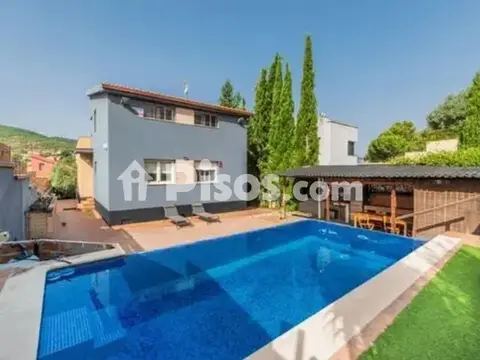 Chalet en Vacarisses
