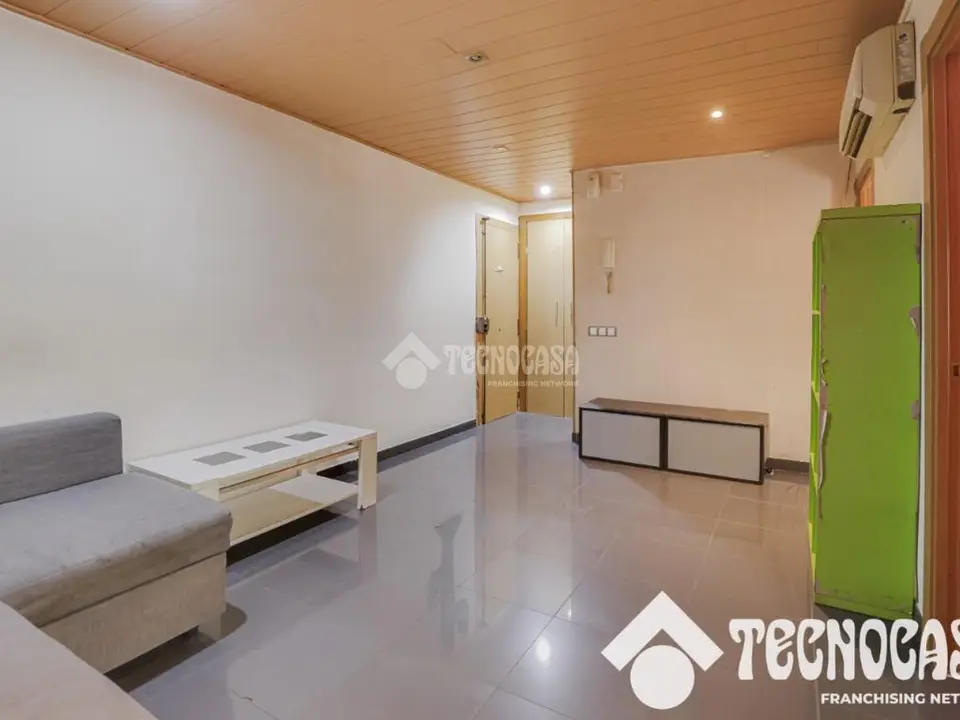 Piso en venta en Nou Barris en Verdun en Barcelona