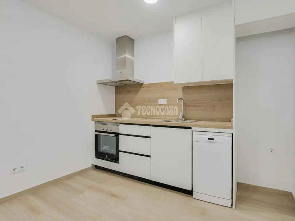 Piso en venta en Artigas - Llefià en Badalona