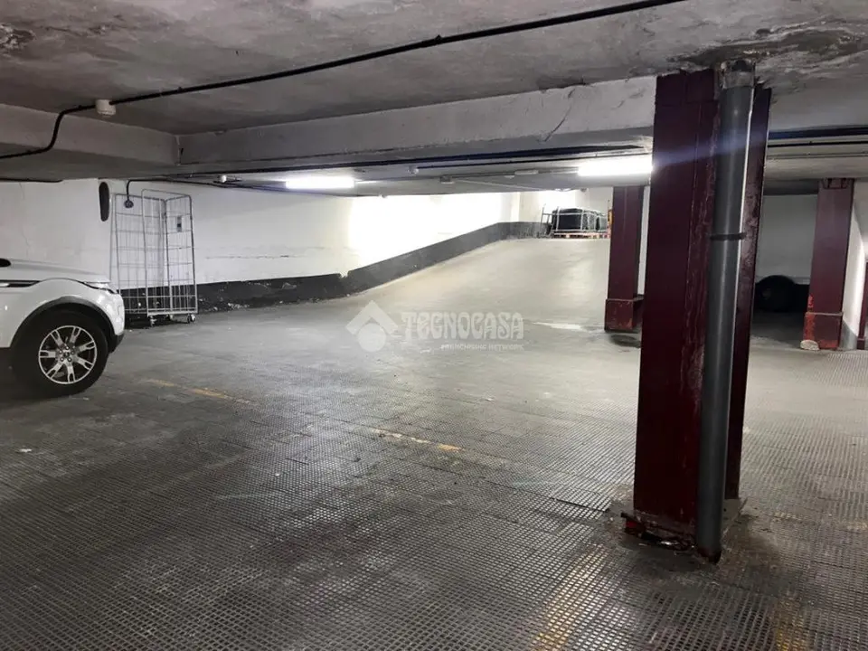 Box/plaza de garaje en alquiler en Centro en Sol en Madrid