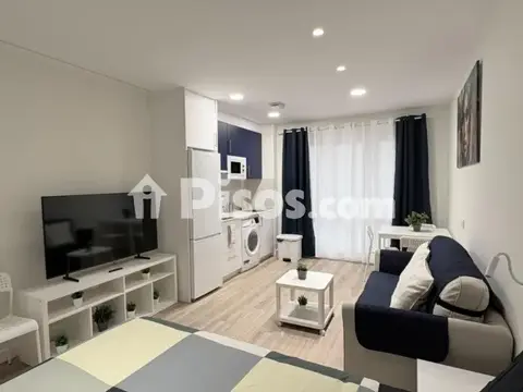 Apartamento en calle de María Teresa, 11