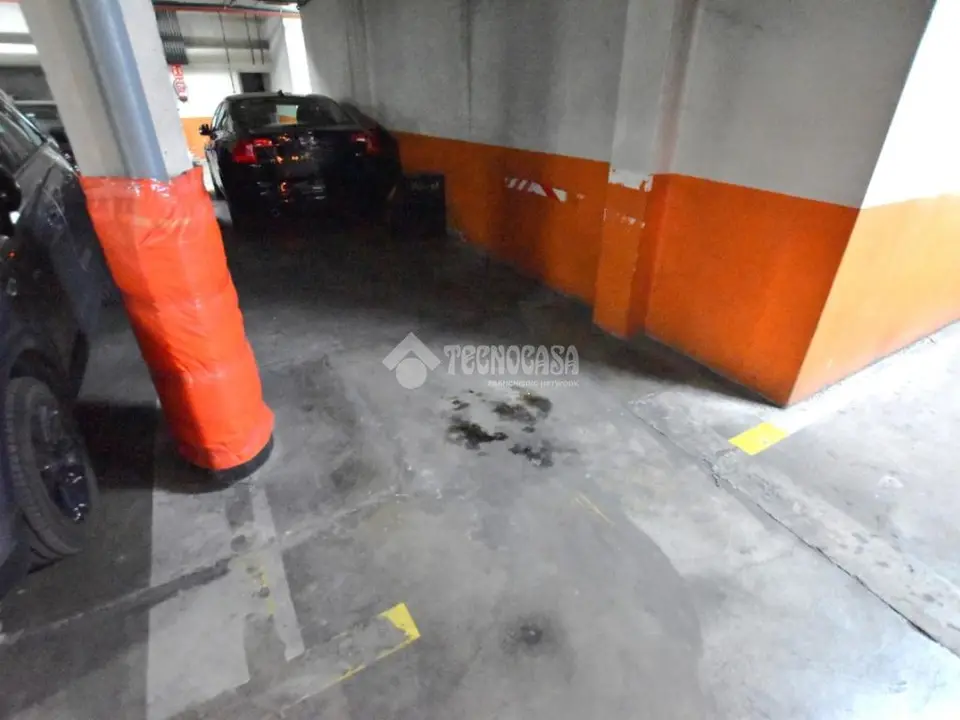 Box/plaza de garaje en venta en Avenida juan de bobon 3 en Getafe Norte - El Bercial - Los Molinos