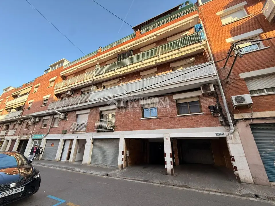 Box/plaza de garaje en venta en Viladecans