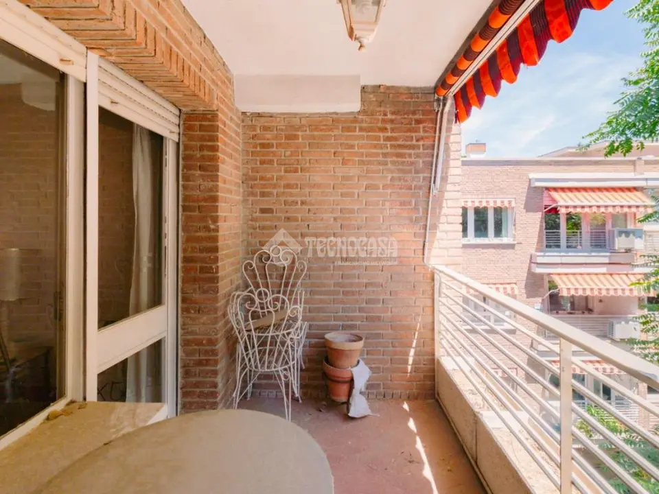 Piso en venta en Barajas en Alameda De Osuna en Madrid