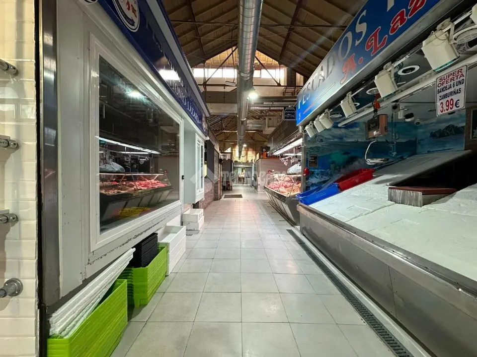 Local comercial en venta en Latina en Puerta Del Ángel en Madrid