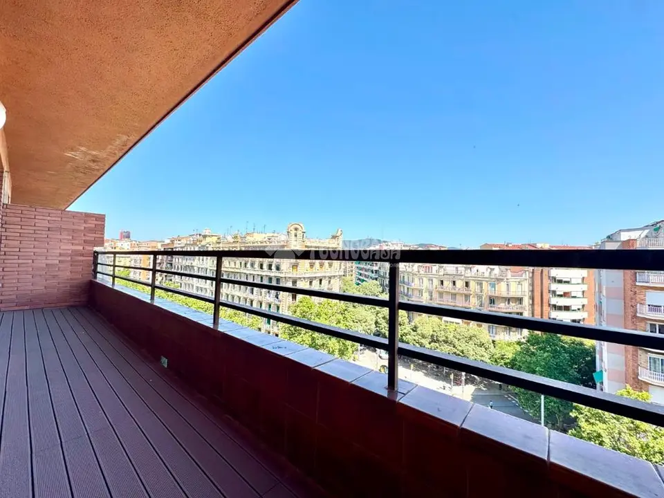 Piso en venta en Sants - Montjuïc en El Poble Sec - Parc De Montjuïc en Barcelona