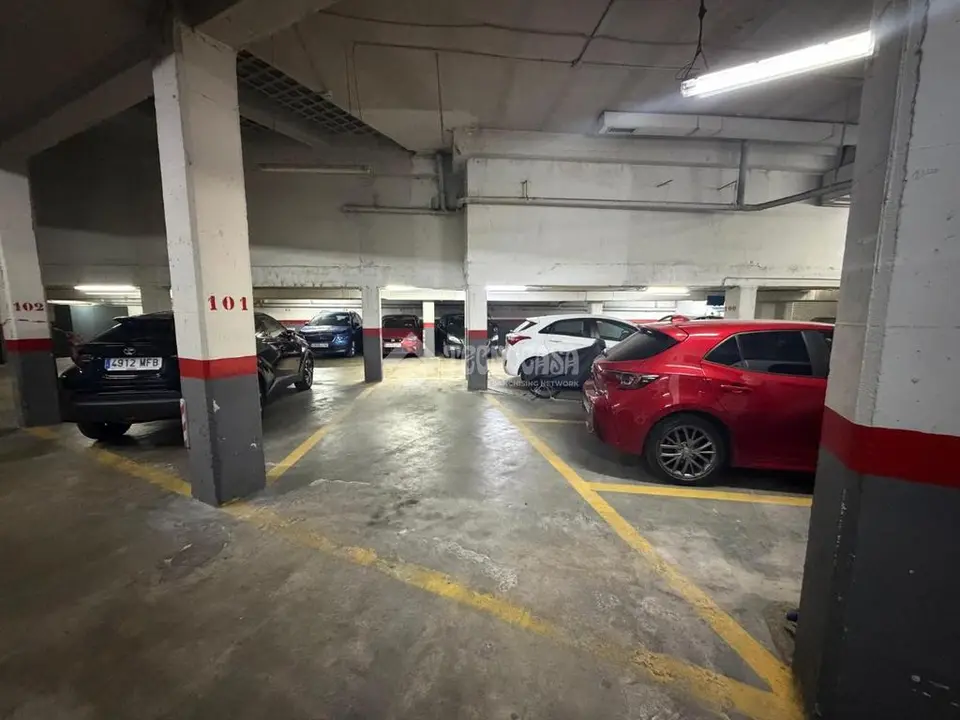 Box/plaza de garaje en venta en Fuencarral en Fuencarral - Tres Olivos - Virgen De Begoña en Madrid