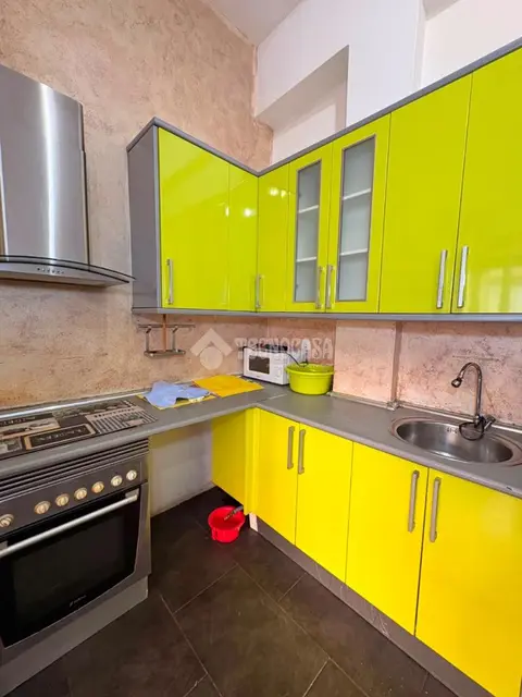 Piso en venta en Calle Sta. María Salomé en Villa De Vallecas en Madrid