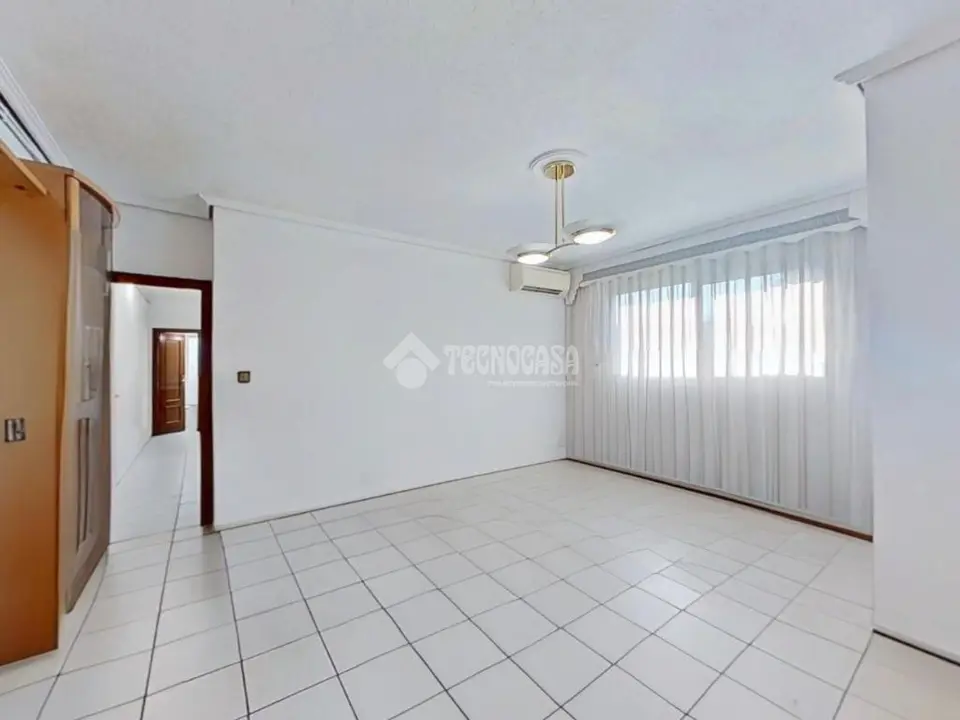 Piso en venta en Badia Del Vallès