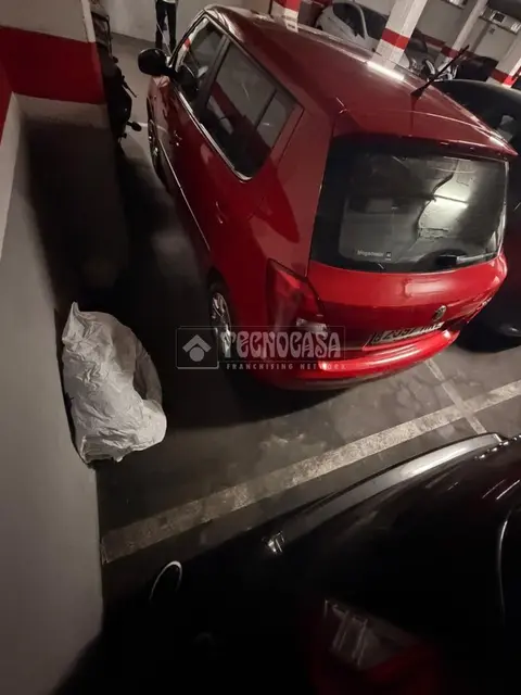 Box/plaza de garaje en venta en Nou Barris en Porta en Barcelona