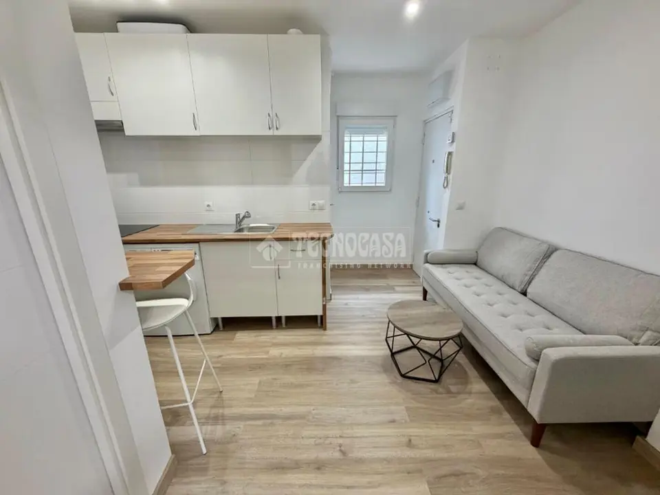 Piso en venta en Puente De Vallecas en Palomeras - Portazgo en Madrid