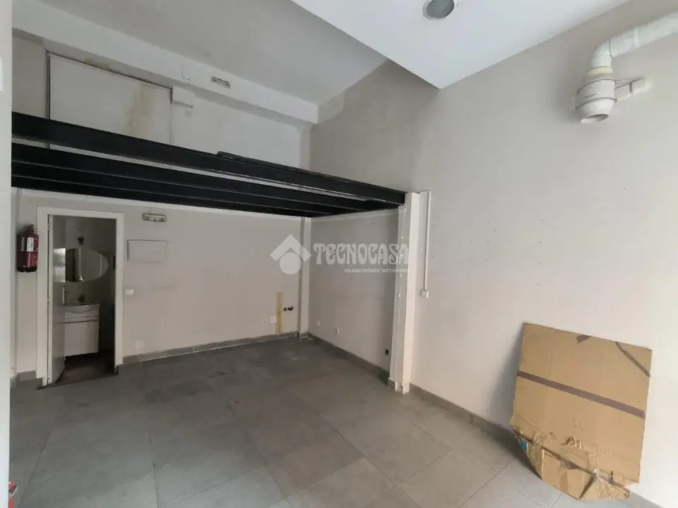 Local comercial en alquiler en Tetuán en Cuzco - Castillejos en Madrid
