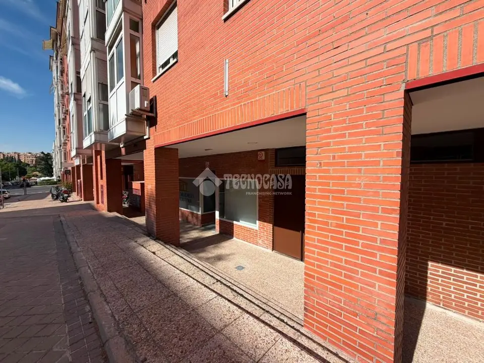 Local comercial en alquiler en Hortaleza en Canillas en Madrid
