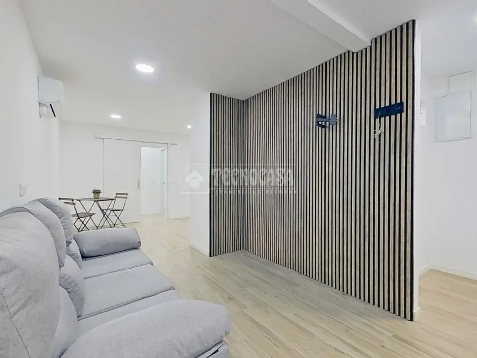 Local comercial en venta en Horta Guinardó en El Carmel en Barcelona