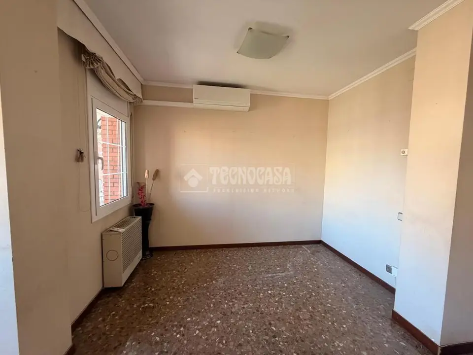 Piso en venta en Sants - Montjuïc en La Font De La Guatlla en Barcelona