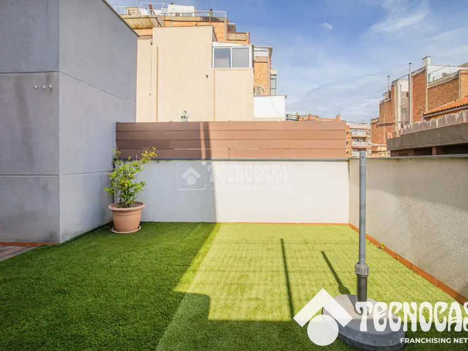 Piso en venta en Carrer de Santa Carolina en Horta Guinardó en Barcelona