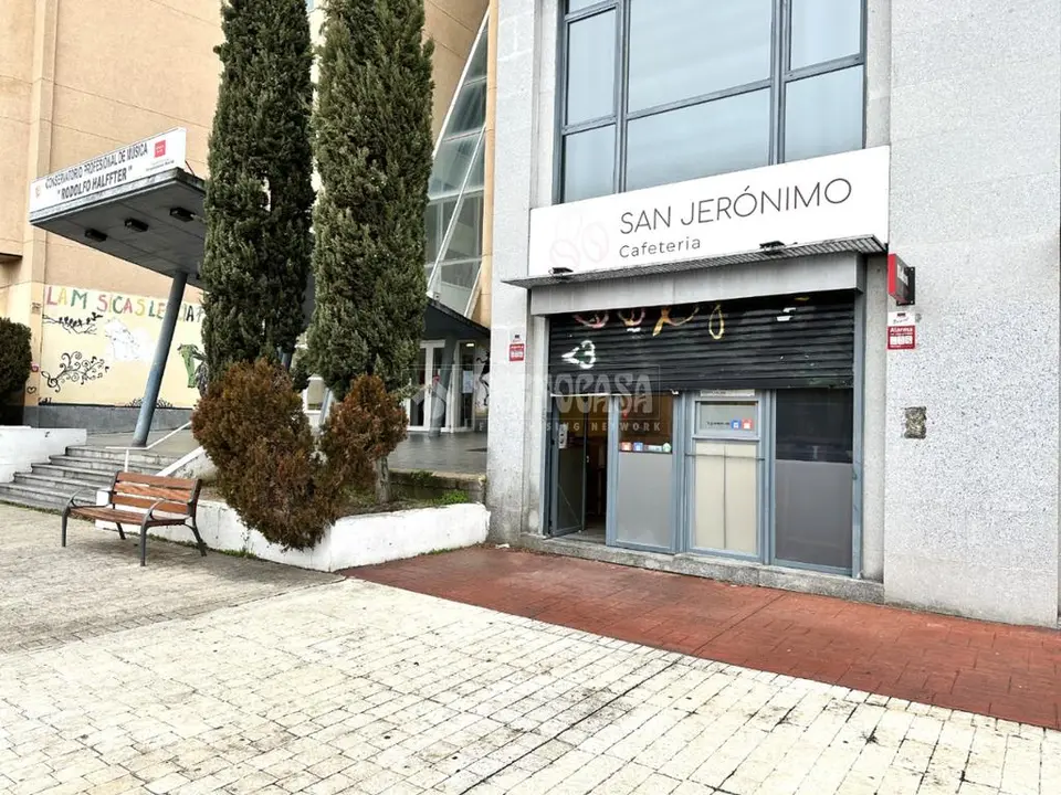 Local comercial en alquiler en Centro - Hospital en Móstoles