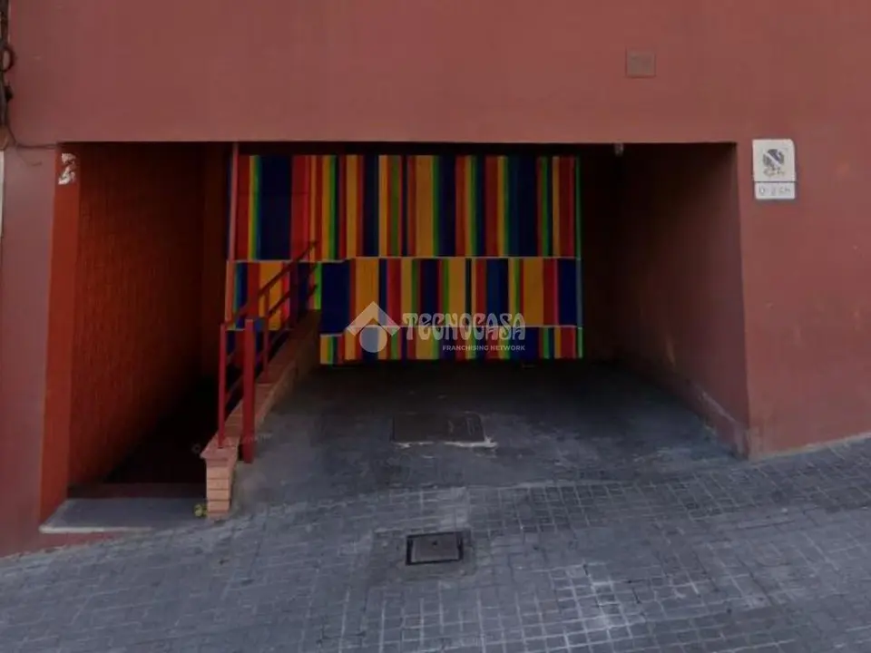 Box/plaza de garaje en venta en Horta Guinardó en El Guinardó en Barcelona