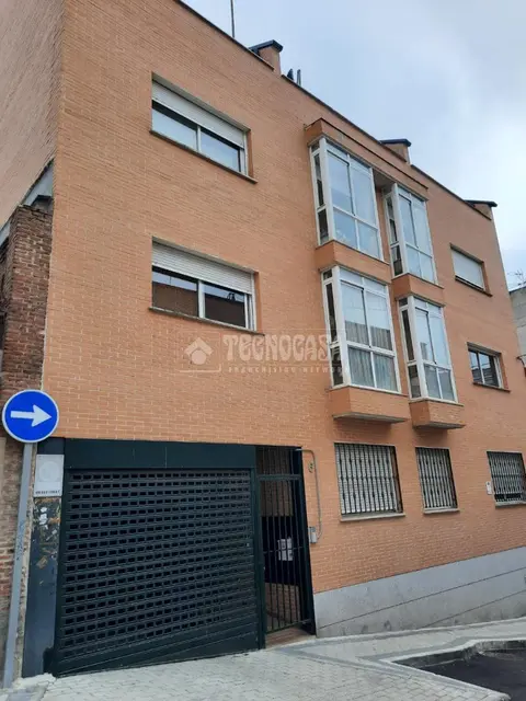 Box/plaza de garaje en alquiler en Tetuán en Bellas Vistas en Madrid