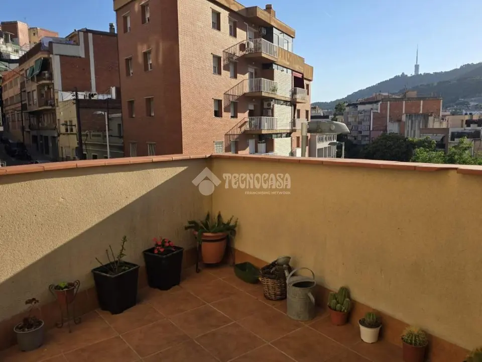 Piso en venta en Horta Guinardó en La Teixonera en Barcelona