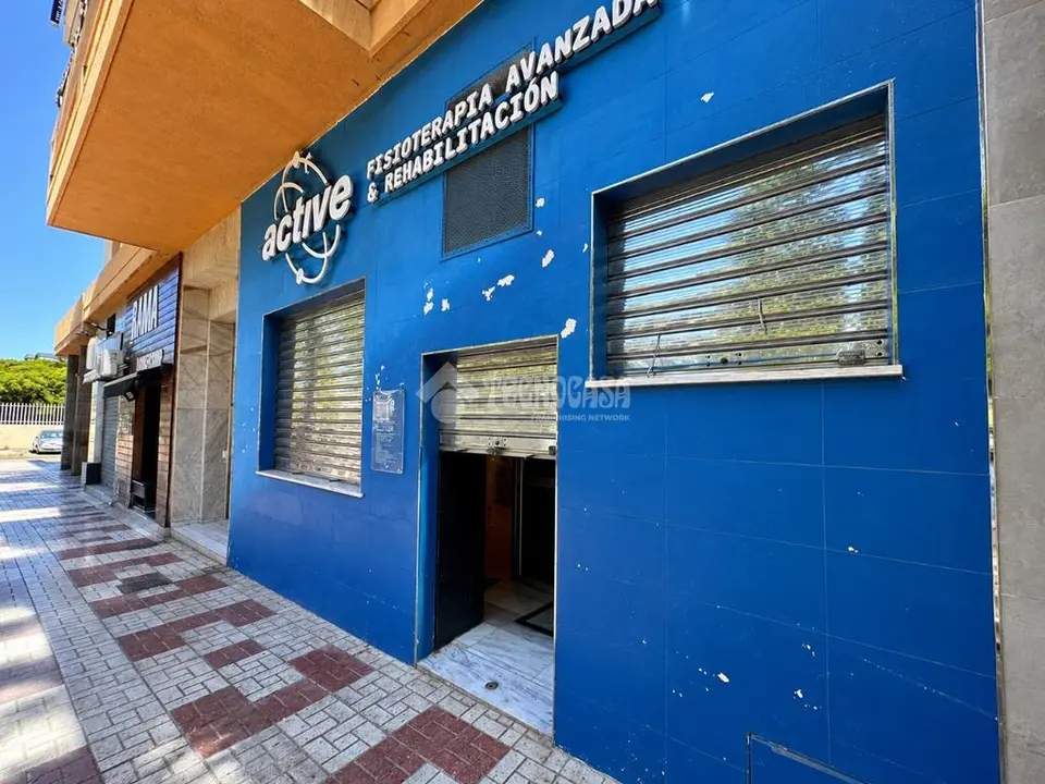 Local comercial en alquiler en Carretera De Cádiz en La Paz - P. Mediterraneo - Puerta Blanca en Málaga