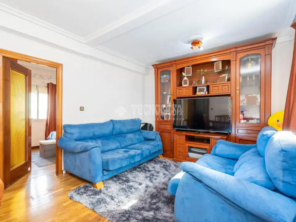 Piso en venta en C. de Luis Grasset en Coslada