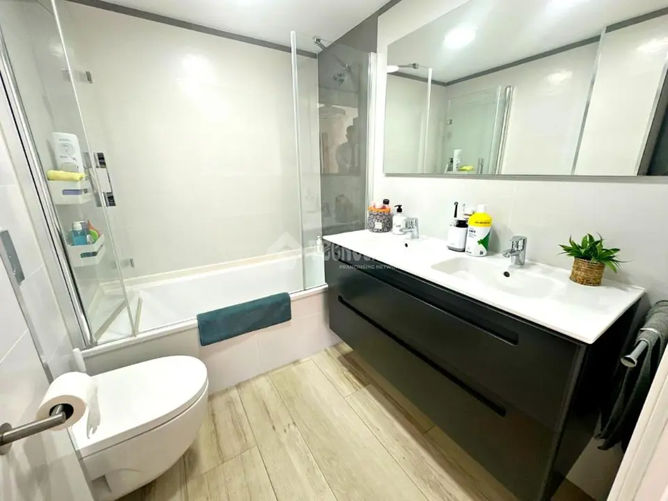 Piso en venta en Carretera De Cádiz en La Paz - P. Mediterraneo - Puerta Blanca en Málaga