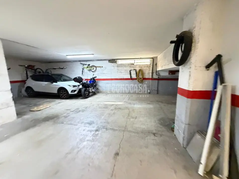 Local comercial en alquiler en Nou Barris en La Prosperitat en Barcelona