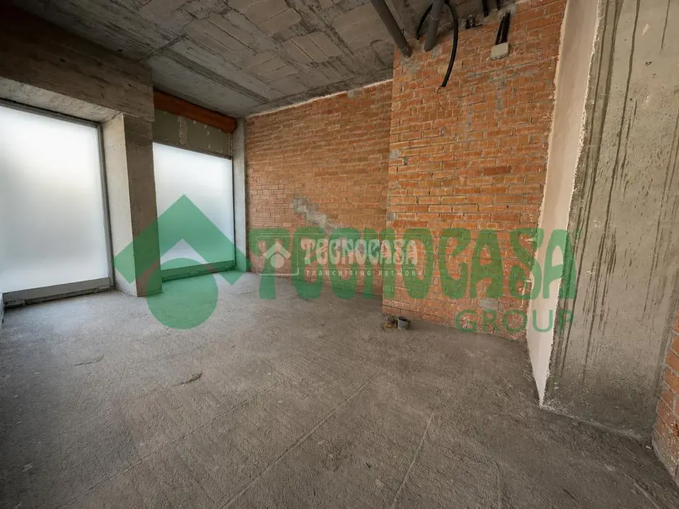 Local comercial en venta en Sant Adrià De Besòs