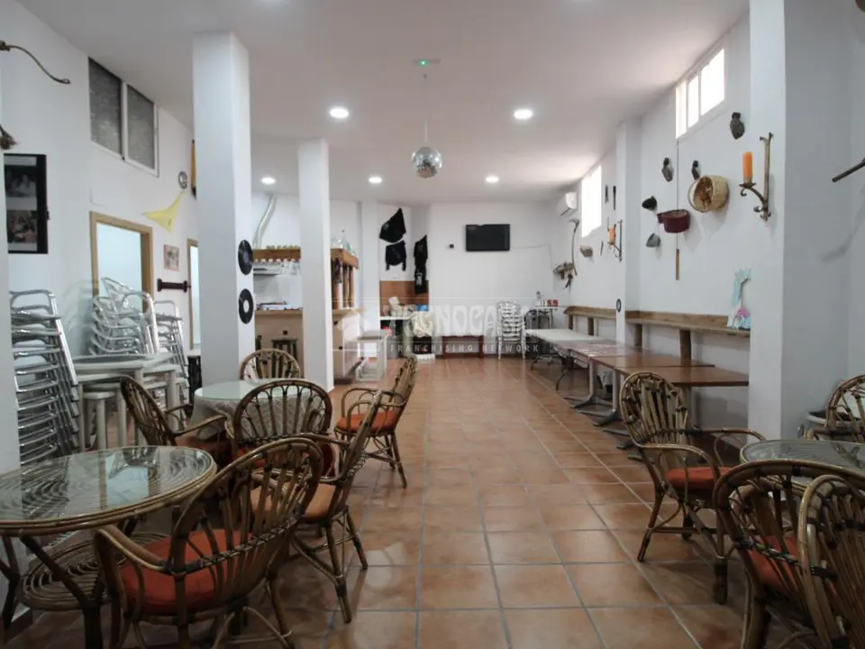 Local comercial en venta en Pasaje Santa Rosa. en Torremolinos