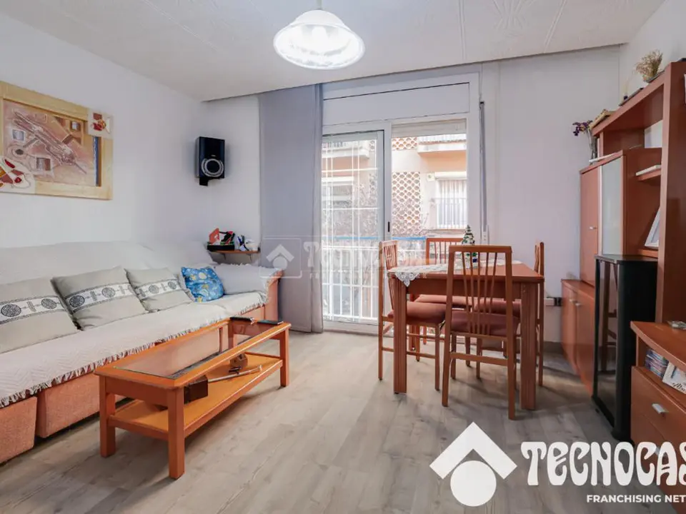Piso en venta en Viladecans