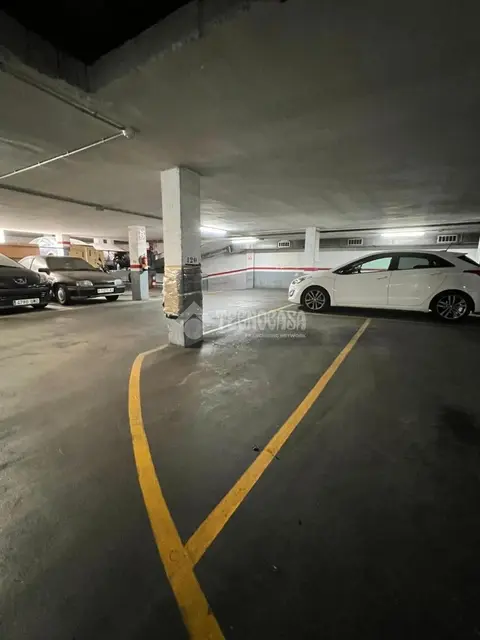Box/plaza de garaje en venta en Sant Boi De Llobregat