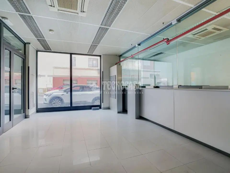 Local comercial en alquiler en Ca N'oriol en Rubí