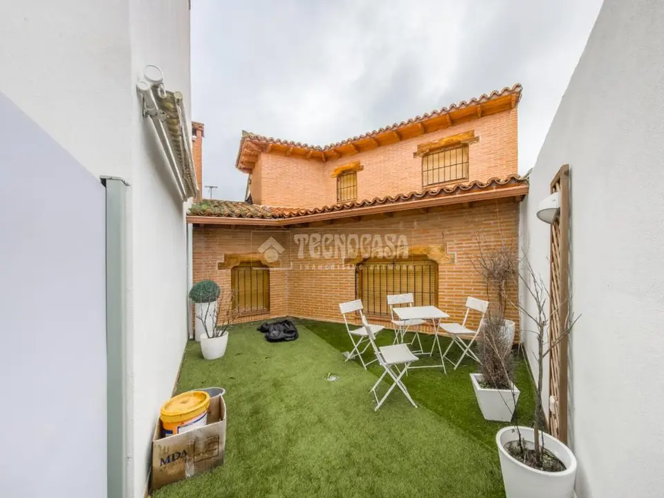 Casa en venta en C. Sta. Zoa en Campo Real