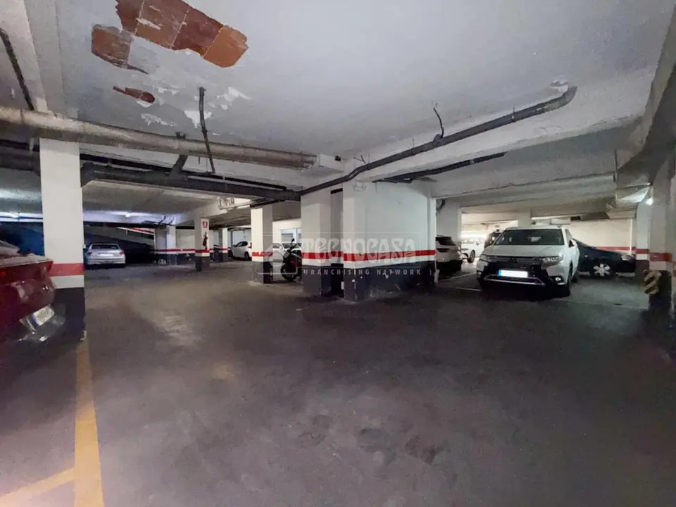 Box/plaza de garaje en venta en Sant Boi De Llobregat